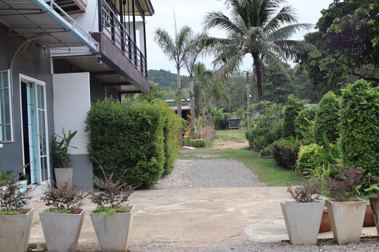 Baan Check In Hotel Ko Lanta Eksteriør billede